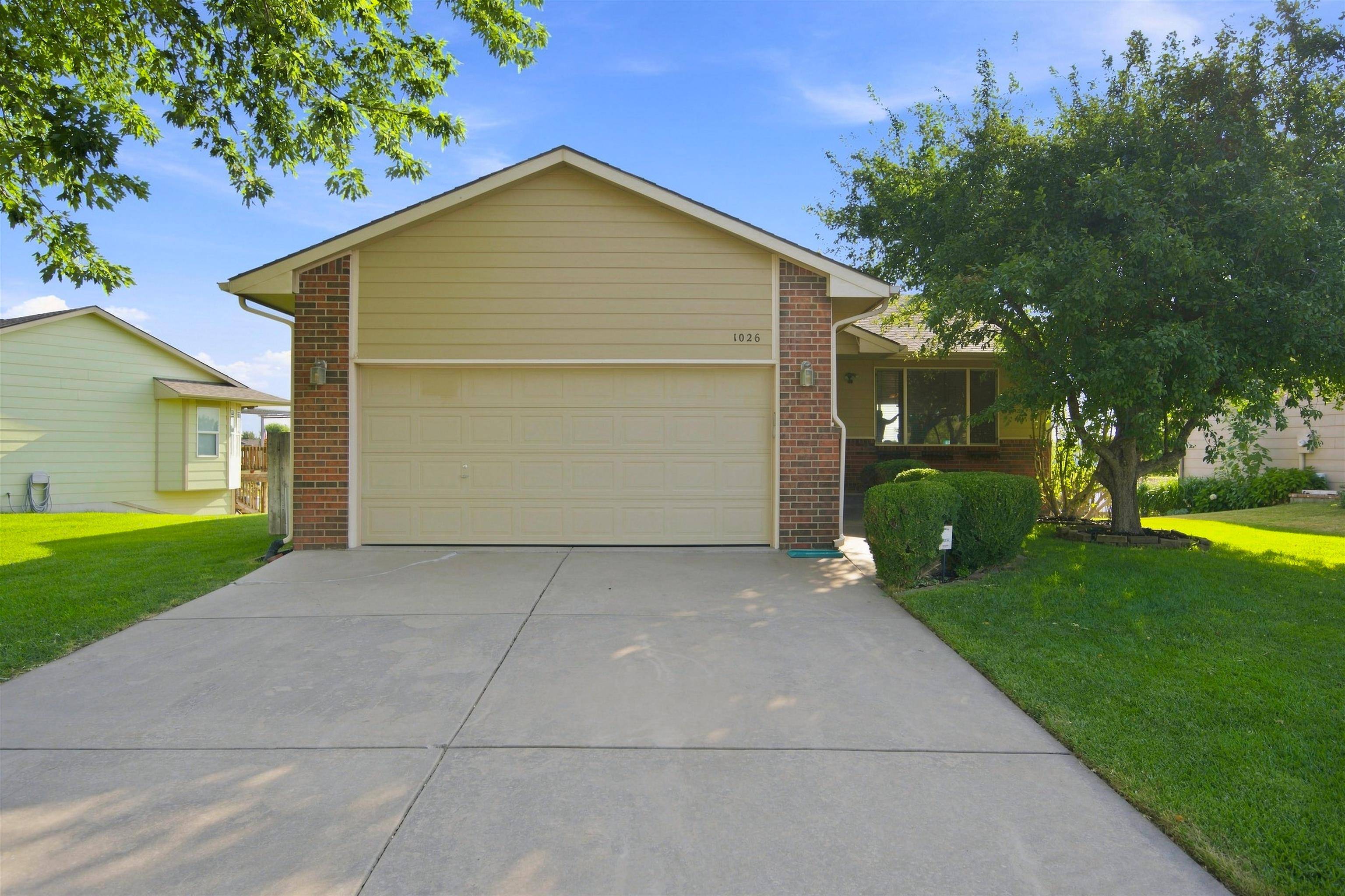 1026 N Aksarben, Wichita, KS 67235