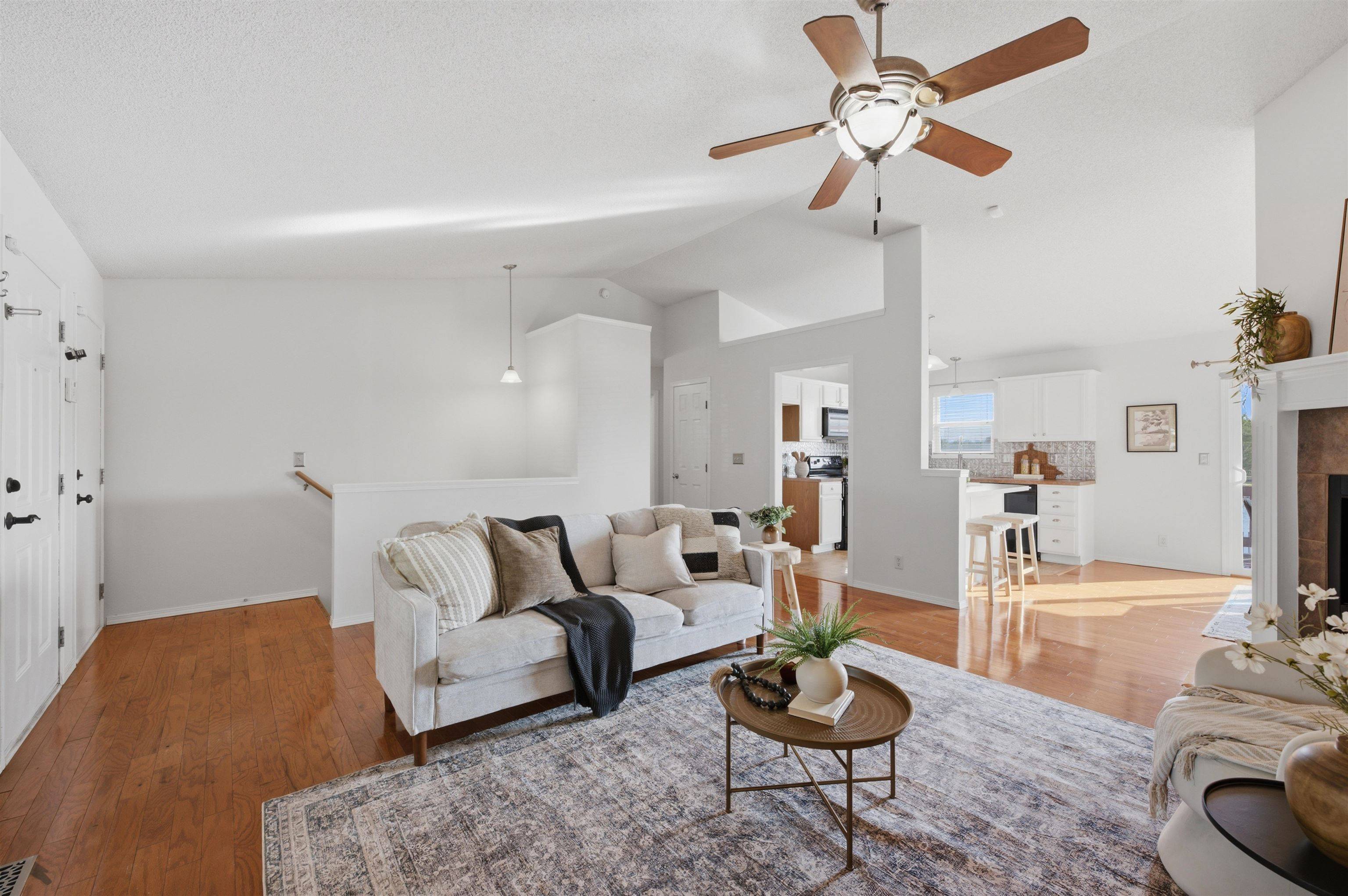 1026 N Aksarben, Wichita, KS 67235