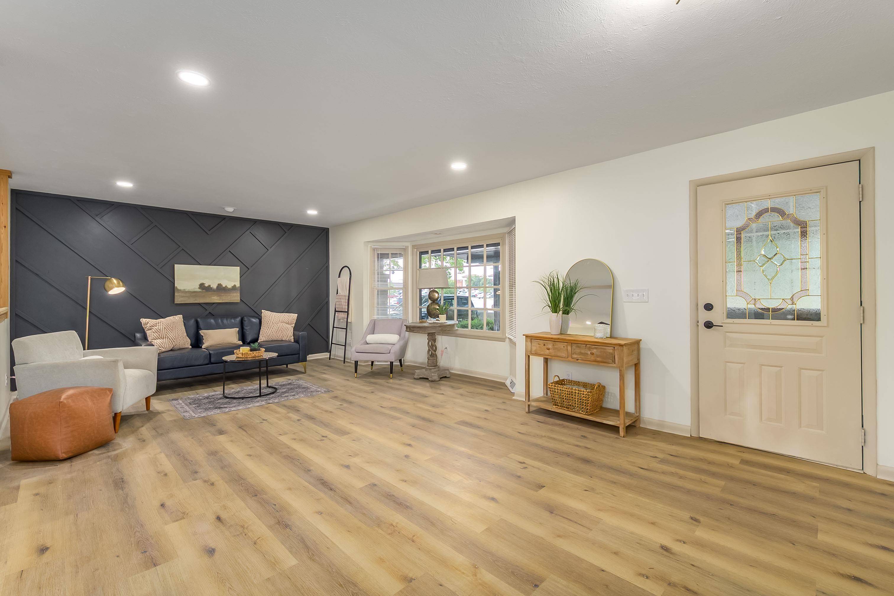 8001 E Willowbrook Rd, Wichita, KS 67207-1129
