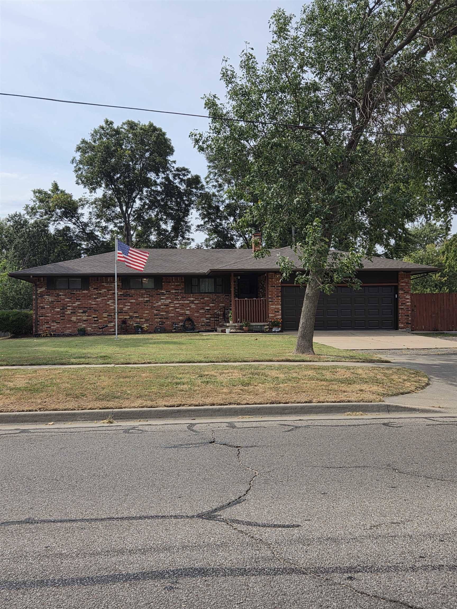 4621 W 13th St, Wichita, KS 67212
