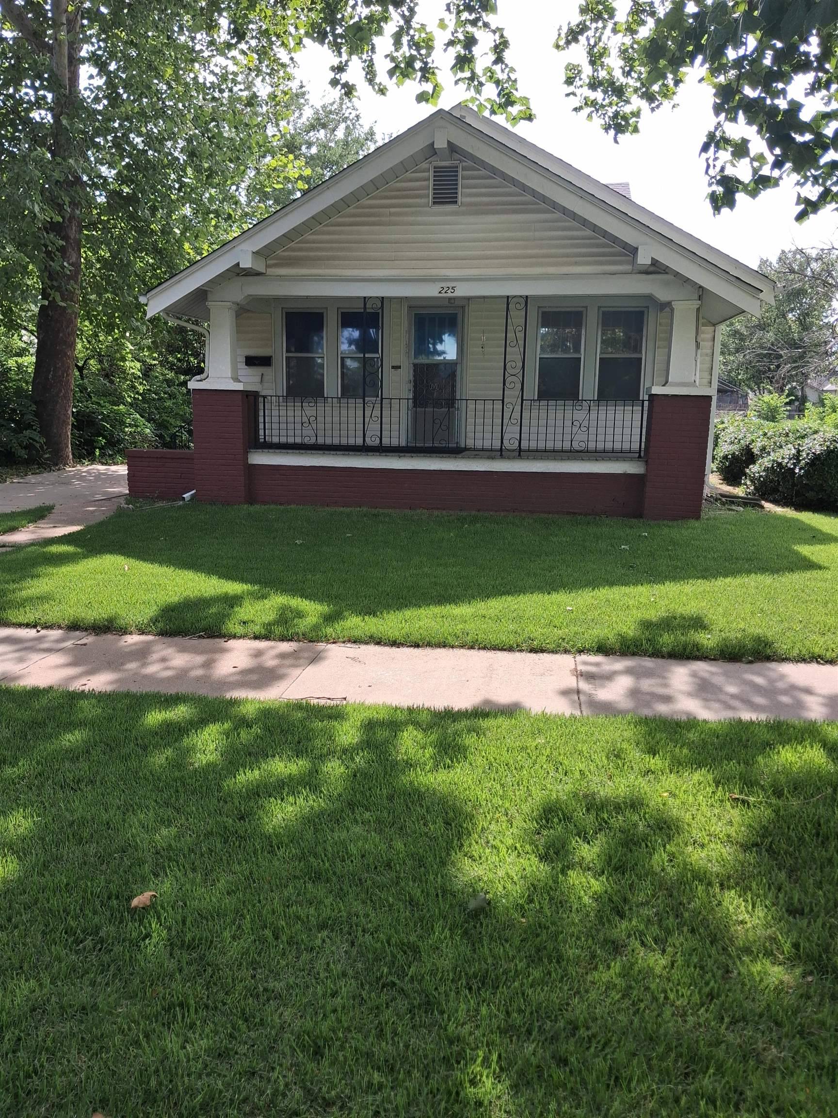225 N St. Clair Ave., Wichita, KS 67203