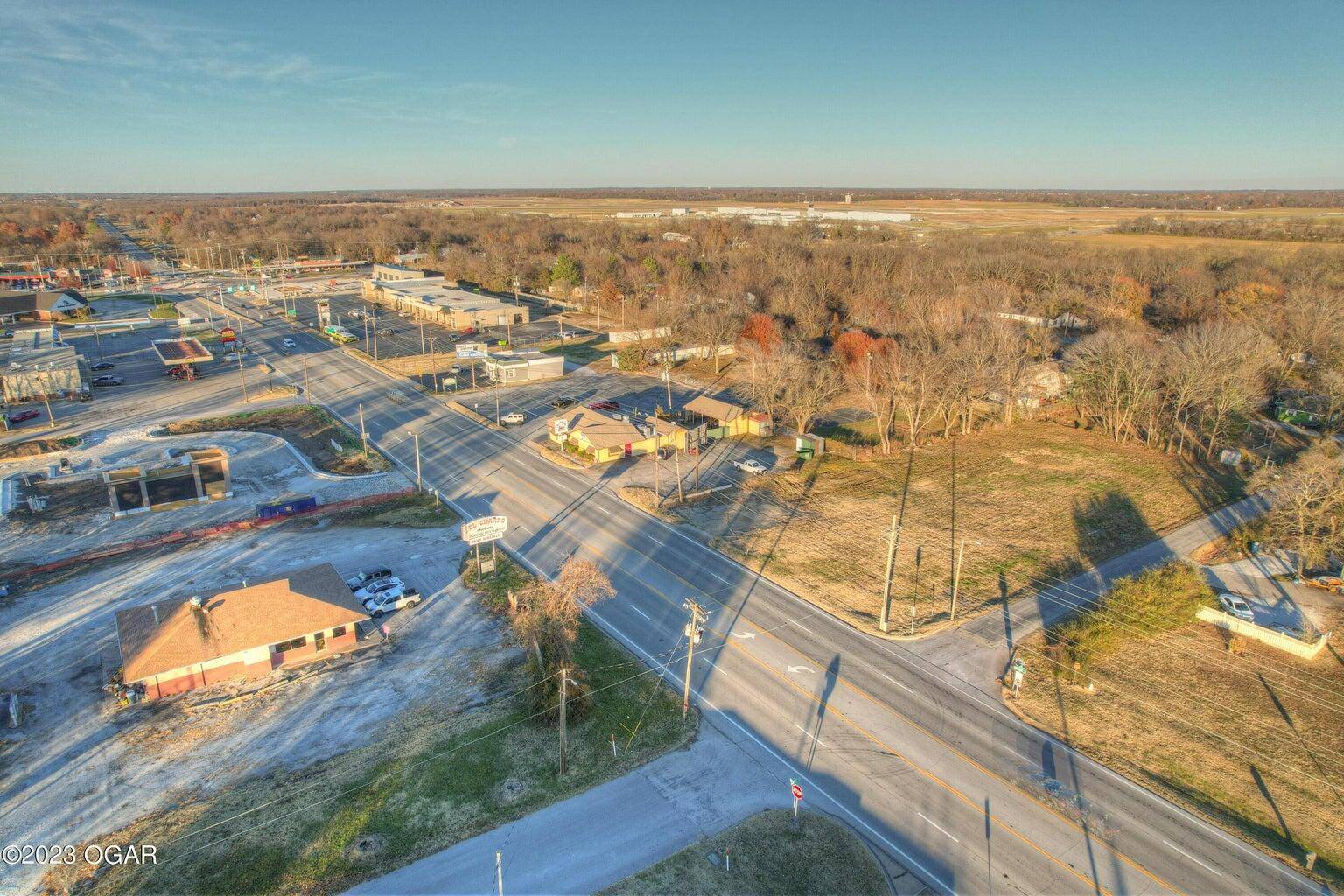 Xxx N Main Street RD, Joplin, MO 64801