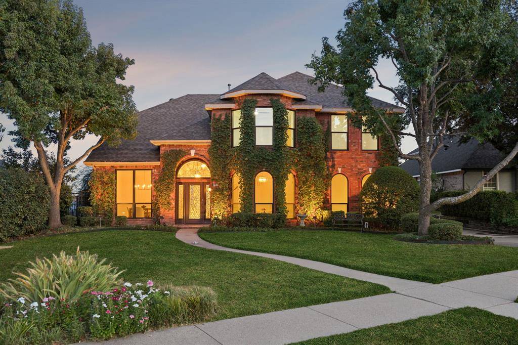 9910 Lincolnshire Lane, Rowlett, TX 75087