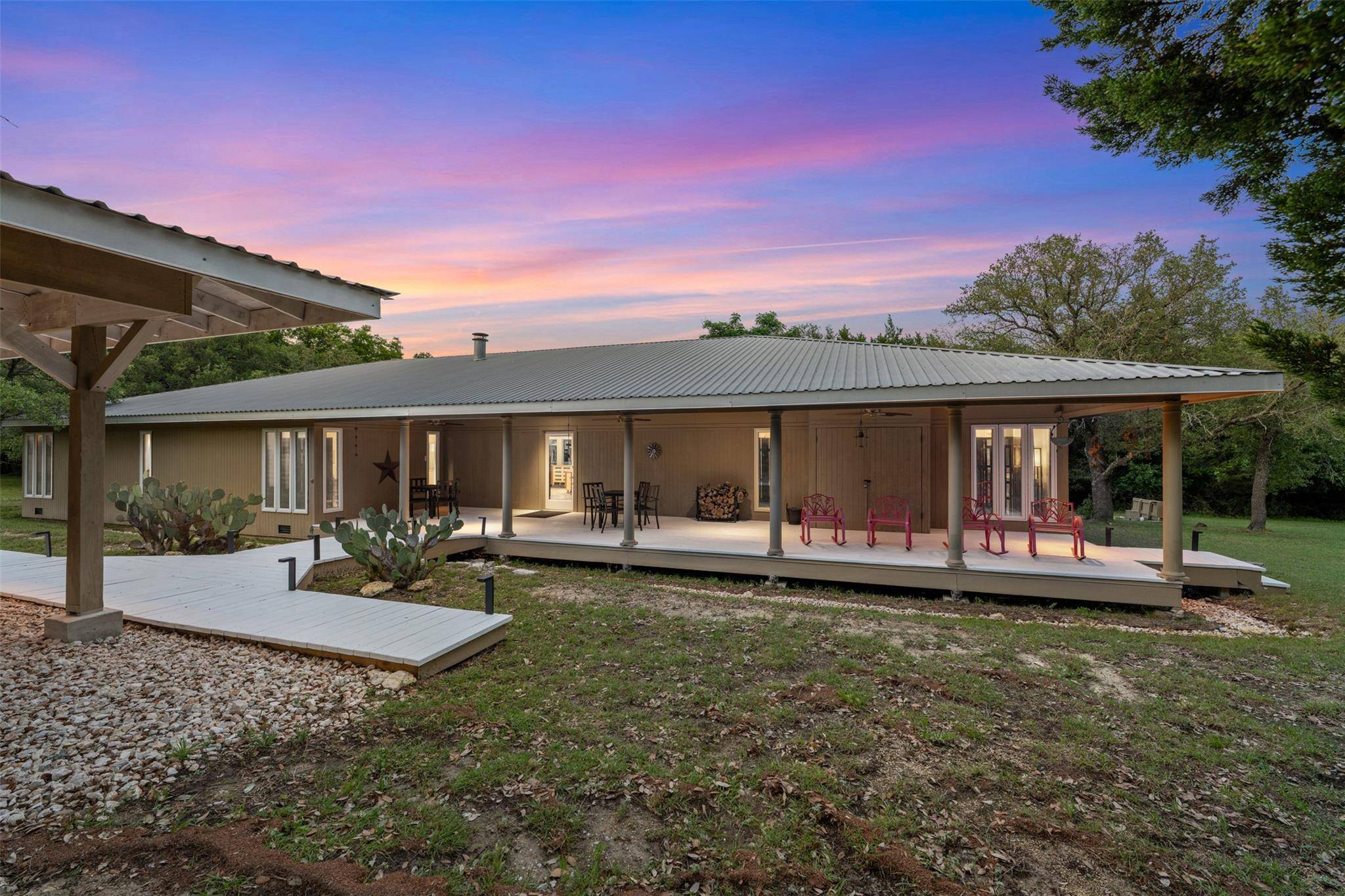 212 County Road 229 RD, Briggs, TX 78608