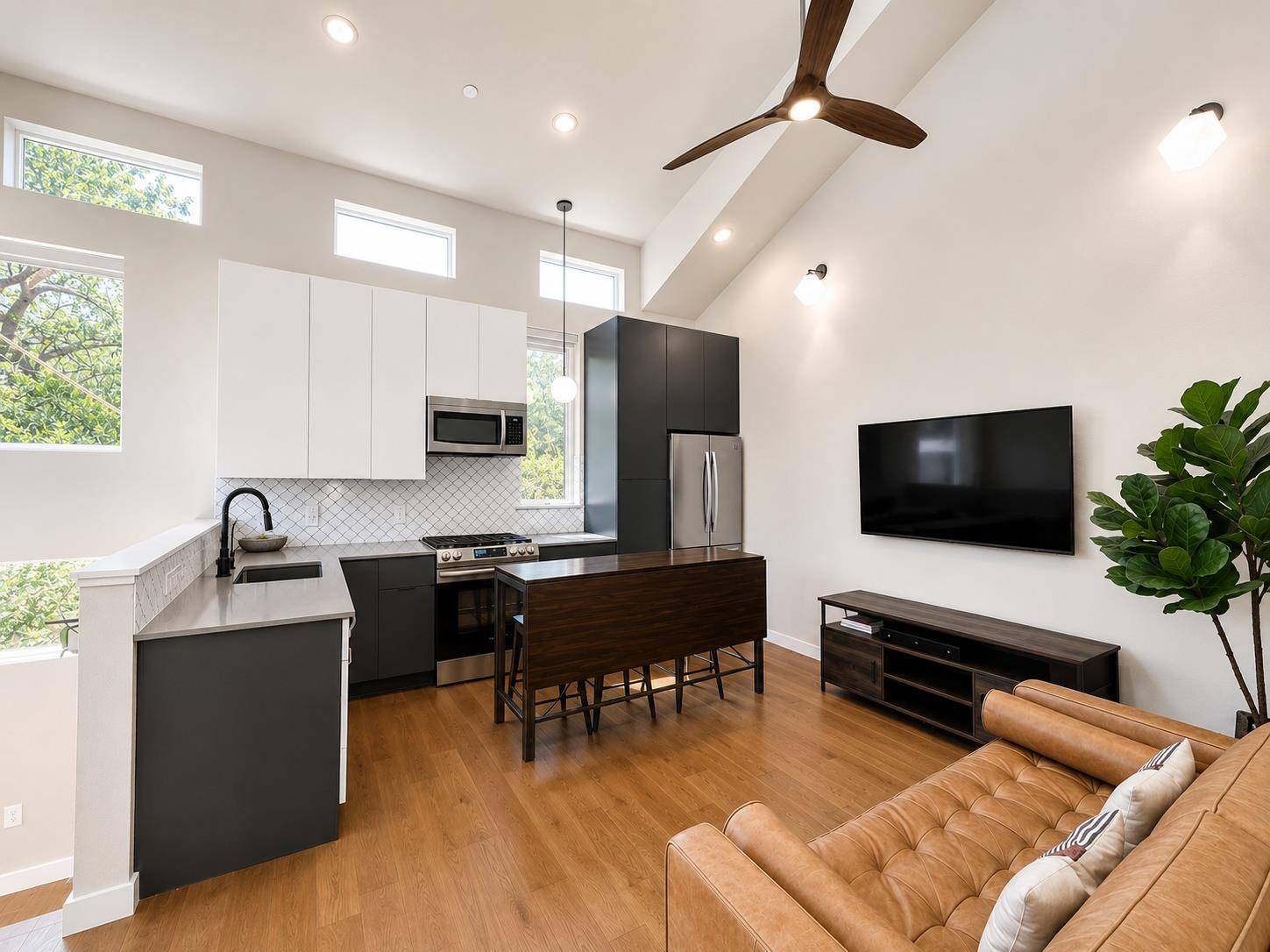 913 Duncan LN #201, Austin, TX 78705