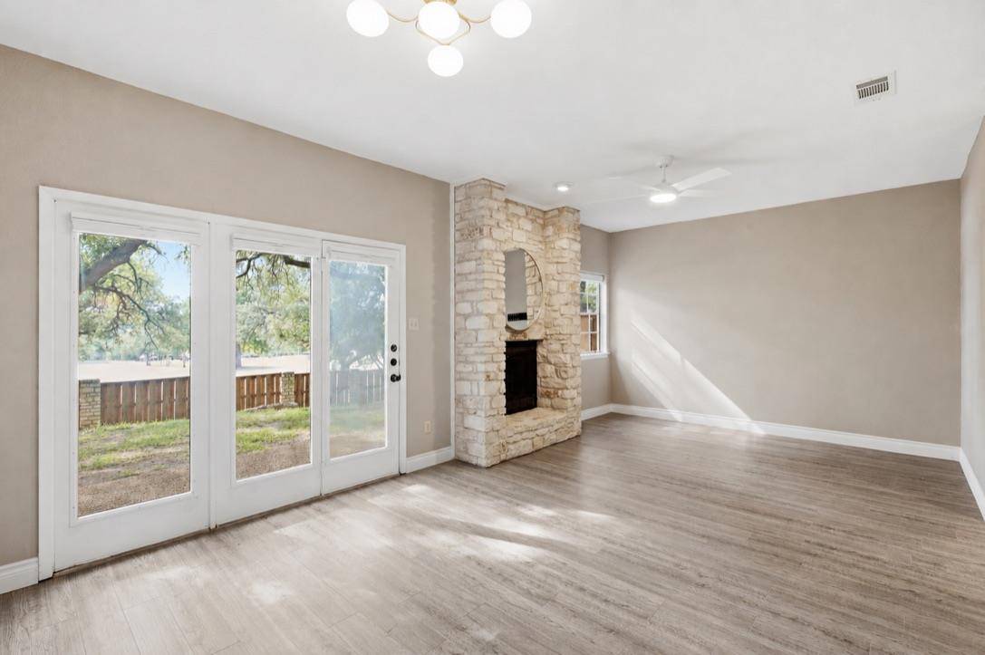 2201 Lakeway BLVD #25, Lakeway, TX 78734