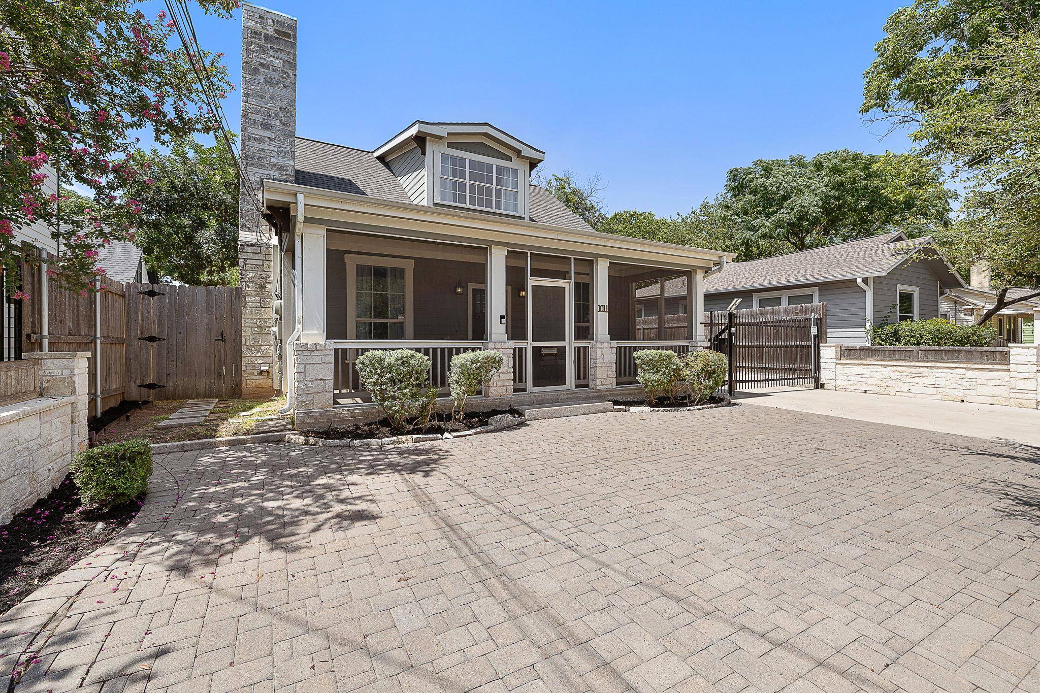 1011 E 38th 1/2 ST, Austin, TX 78751
