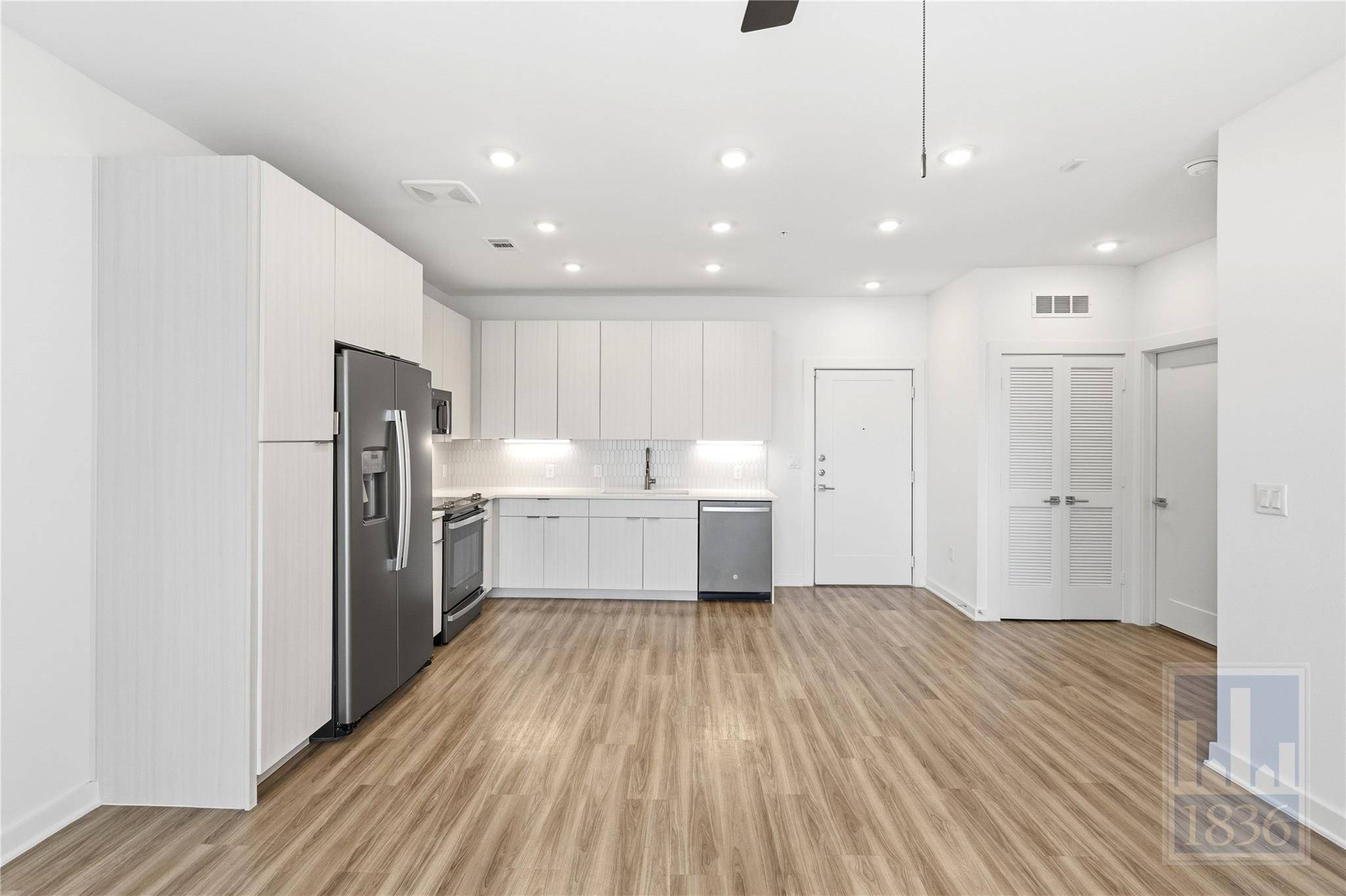 4802 S Congress Ave #514, Austin, TX 78745