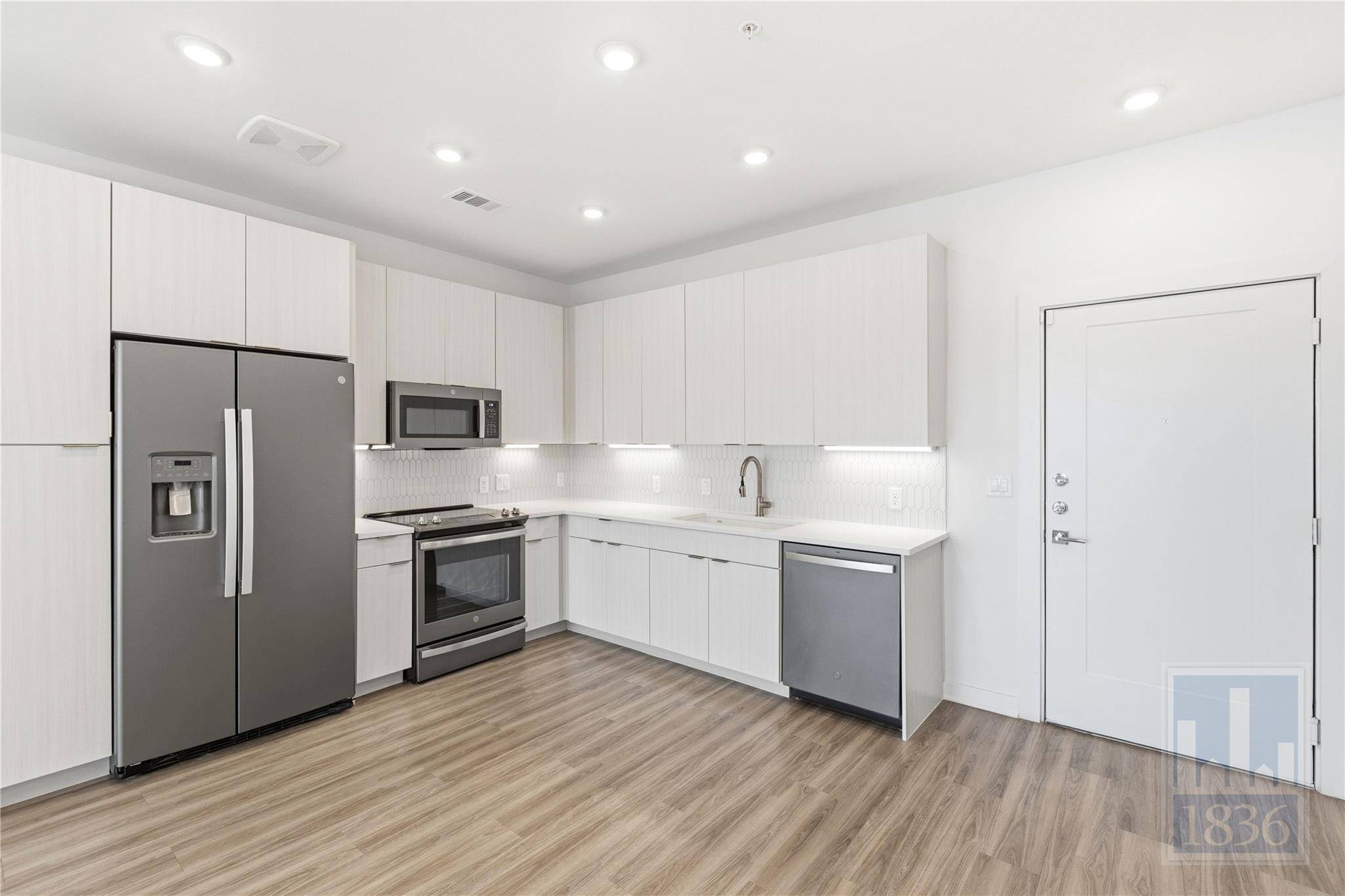 4802 S Congress Ave #514, Austin, TX 78745
