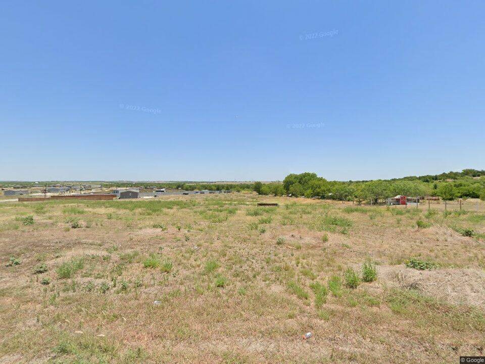 178 Longhorn LN, Lockhart, TX 78644
