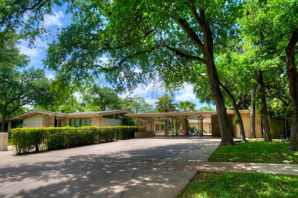 2402 Jarratt Ave, Austin, TX 78703