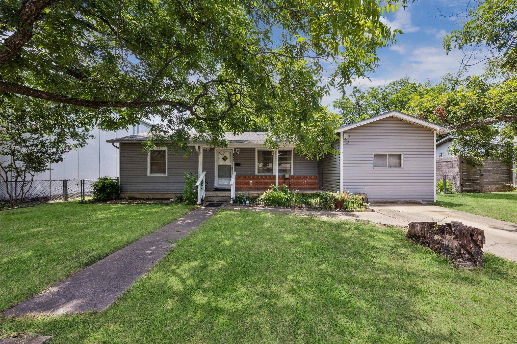 2009 Fortview RD, Austin, TX 78704