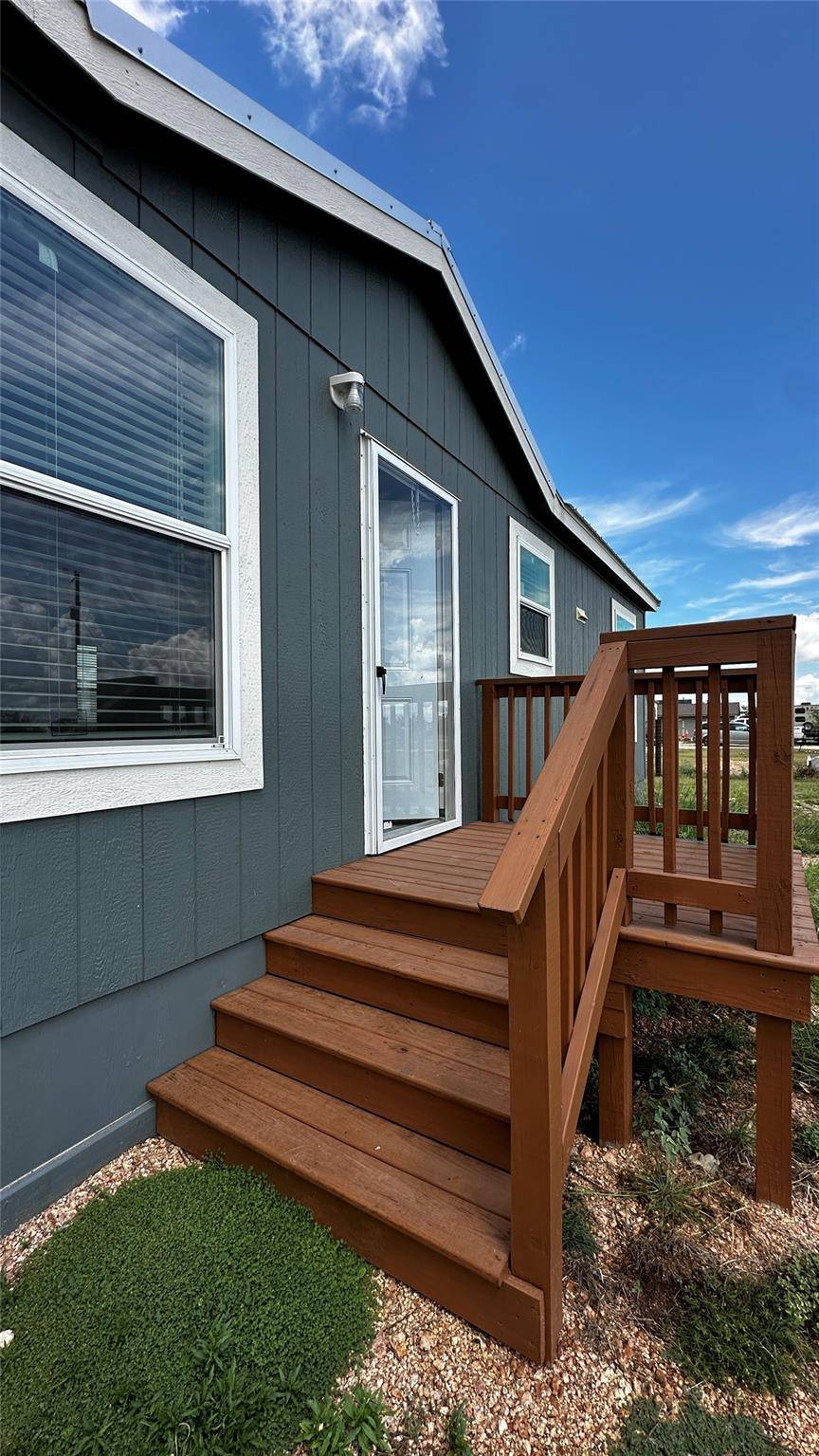 136 Caliza DR, Bertram, TX 78605