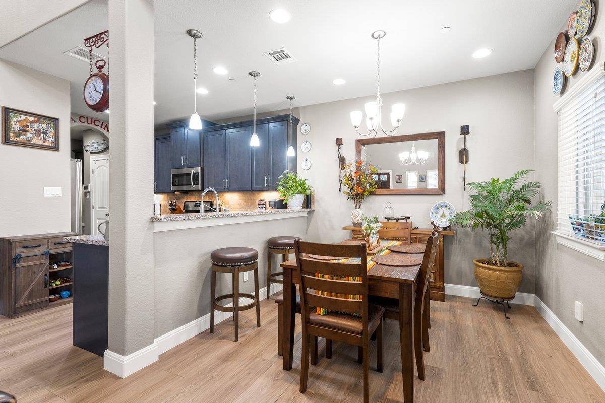 2304 S Lakeline BLVD #401, Cedar Park, TX 78613