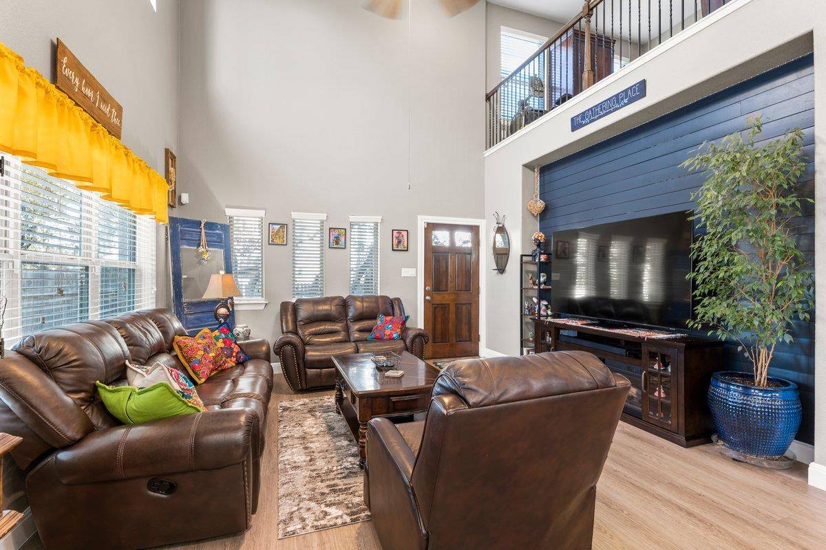 2304 S Lakeline BLVD #401, Cedar Park, TX 78613