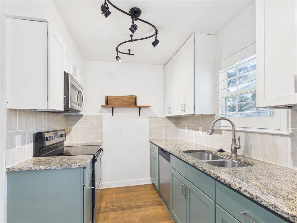 6211 Manor RD #107, Austin, TX 78723