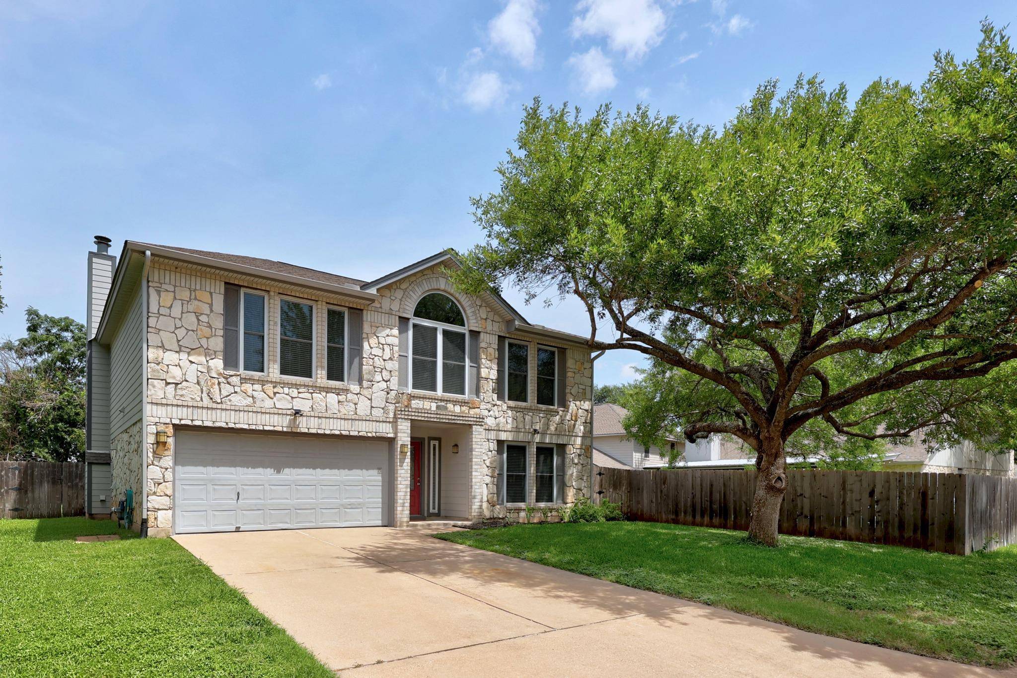 8416 Priest River DR, Round Rock, TX 78681