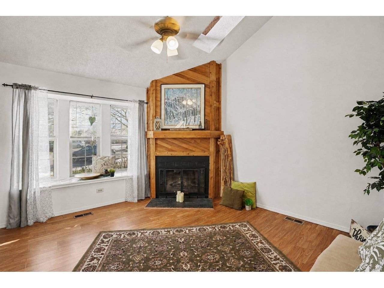 6745 Mountain Top, Colorado Springs, CO 80919