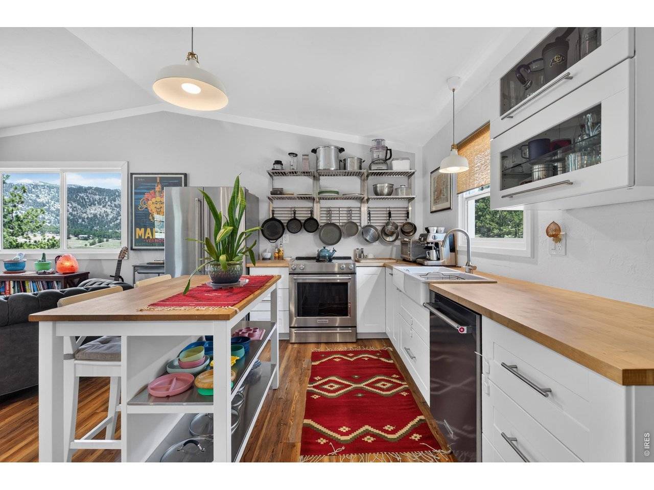 109 Button Rock, Lyons, CO 80540