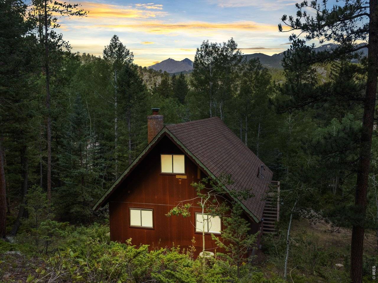 39 Hickory, Lyons, CO 80540