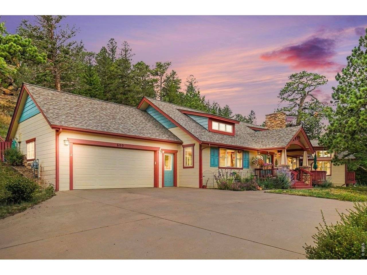 600 Whispering Pines, Estes Park, CO 80517
