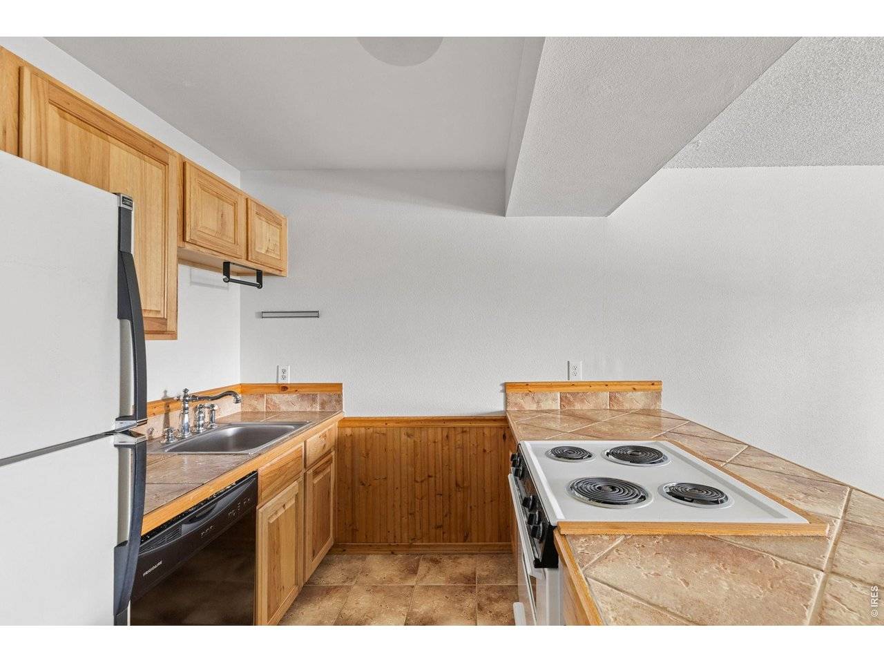 2707 Valmont ##202C, Boulder, CO 80304