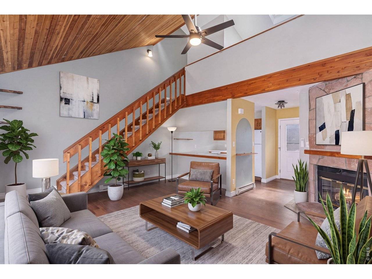 1050 S Saint Vrain #L-4, Estes Park, CO 80517