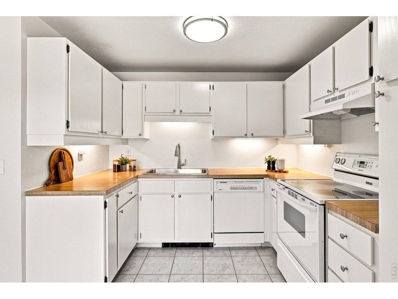 3420 Cripple Creek #G20, Boulder, CO 80305
