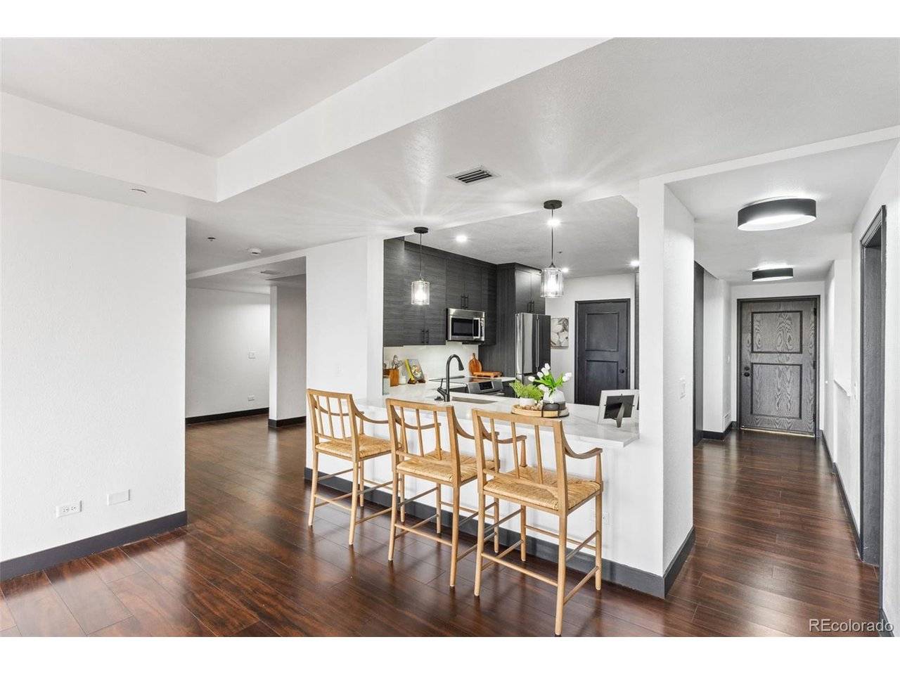 1900 E Girard #505, Englewood, CO 80113