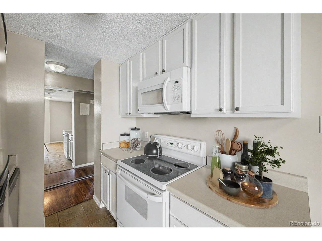 2225 Buchtel #604, Denver, CO 80210