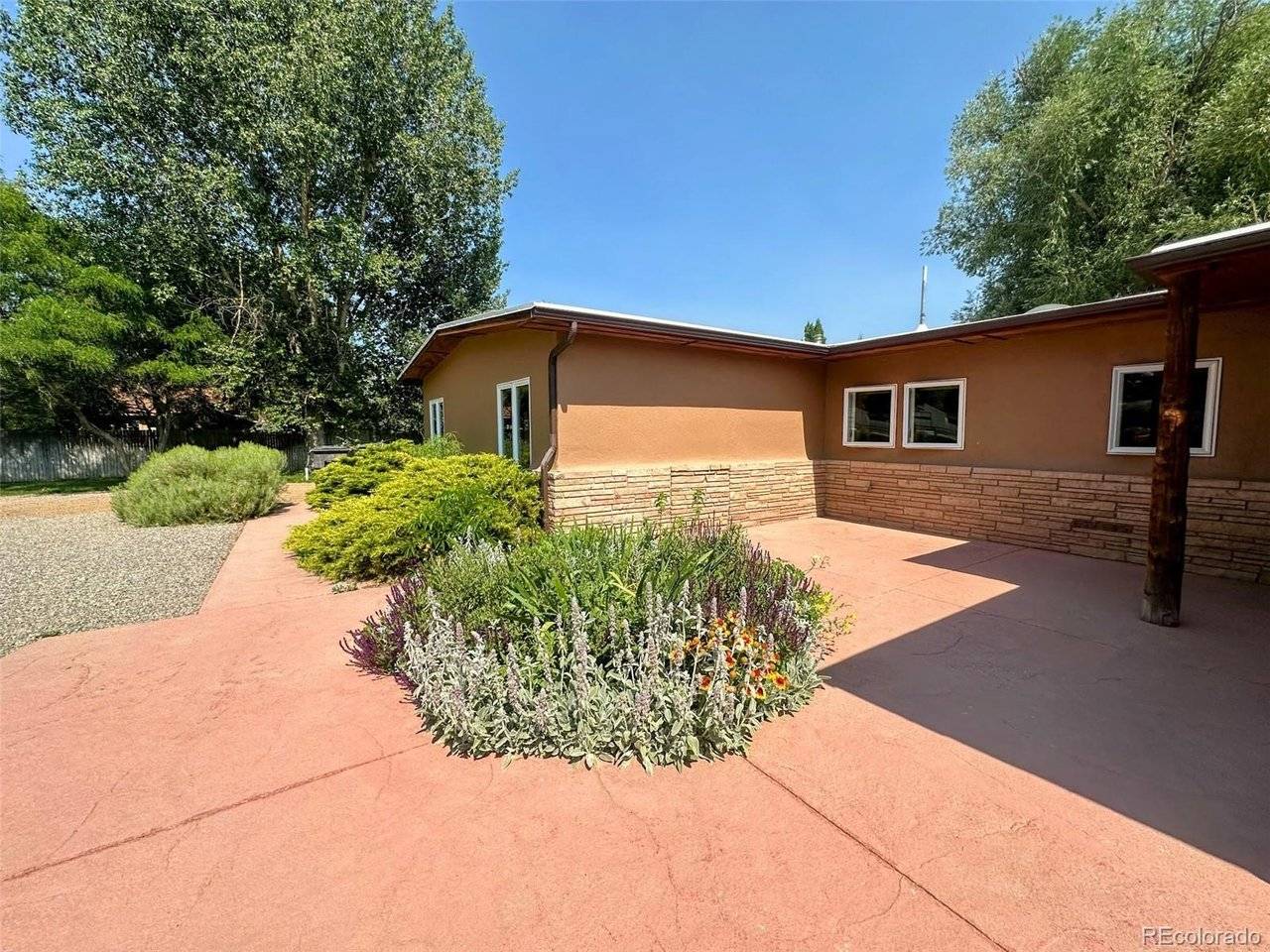 1207 Lincoln, Alamosa, CO 81101