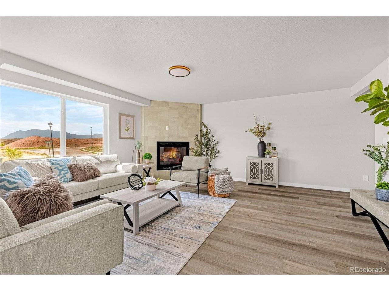 731 Little Bear, Colorado Springs, CO 80907