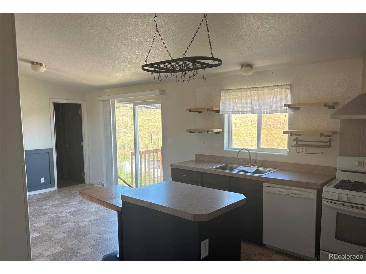 1326 Kaufman, Hartsel, CO 80449