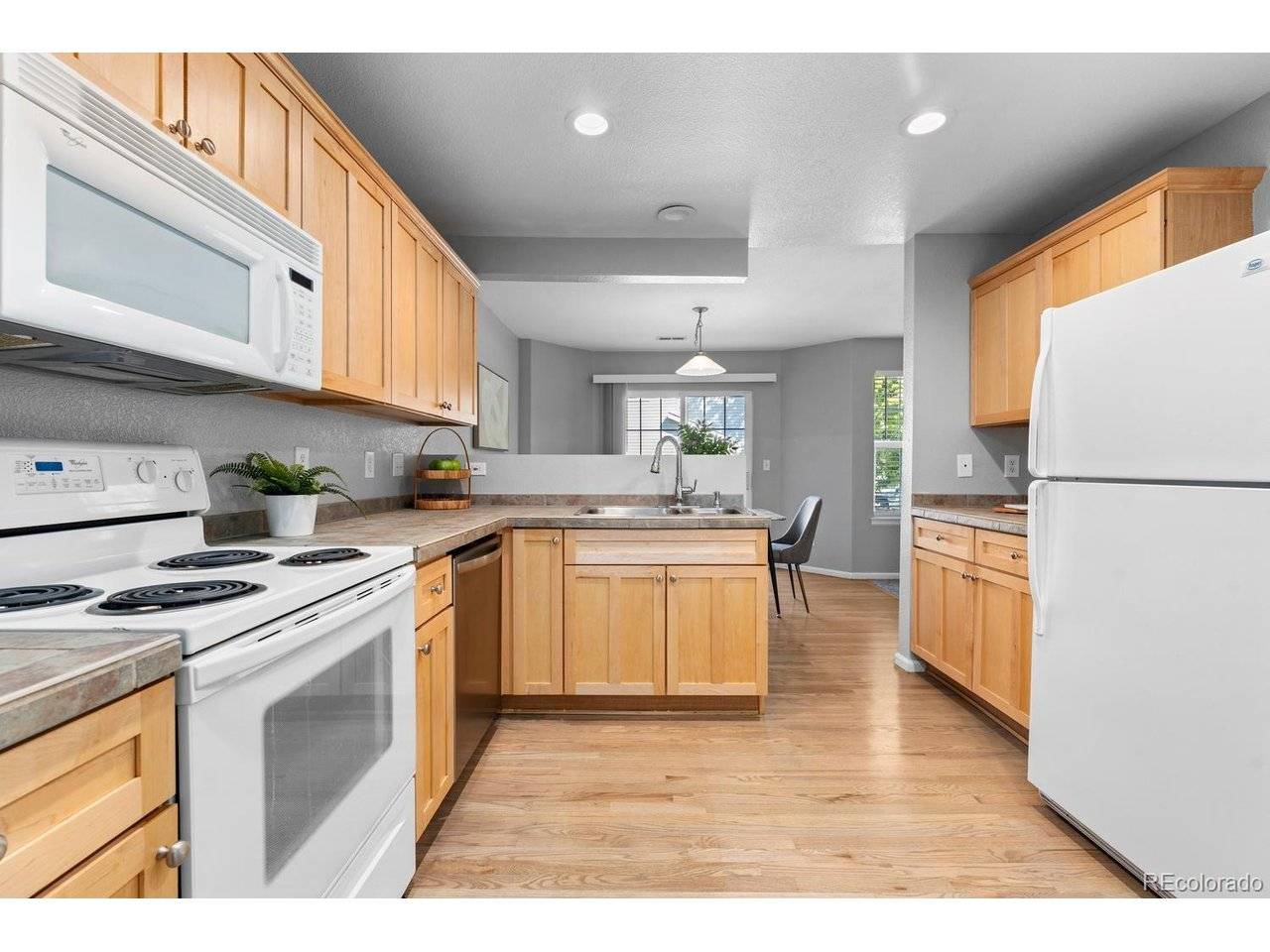 8019 S Kittredge, Englewood, CO 80112