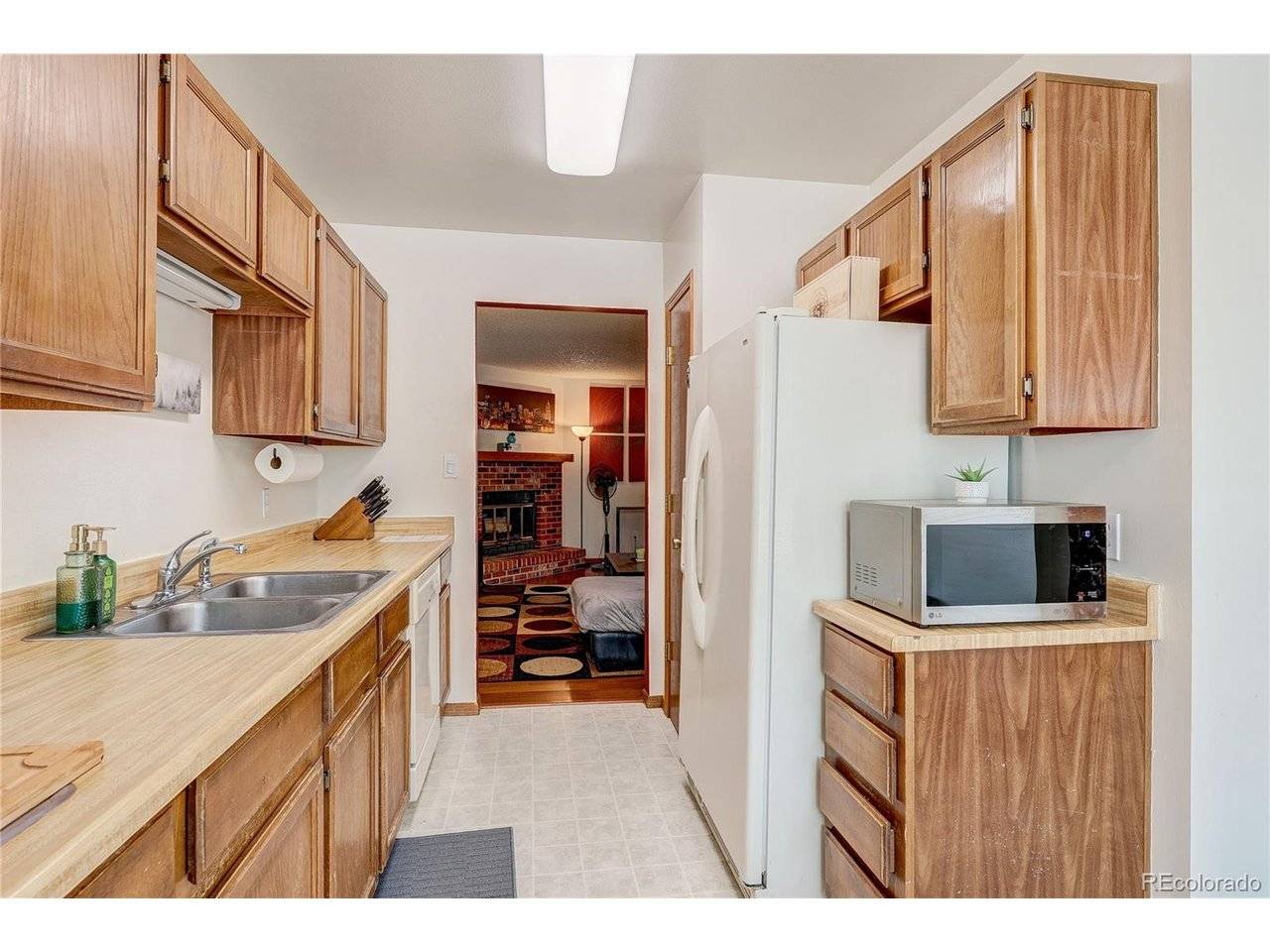 2054 S Balsam, Lakewood, CO 80227