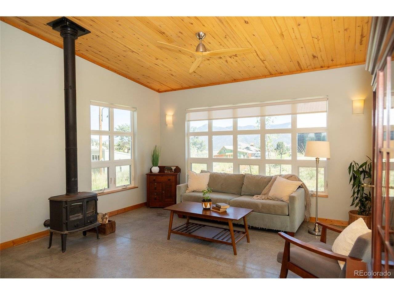 301 Rue La Fong, Creede, CO 81130
