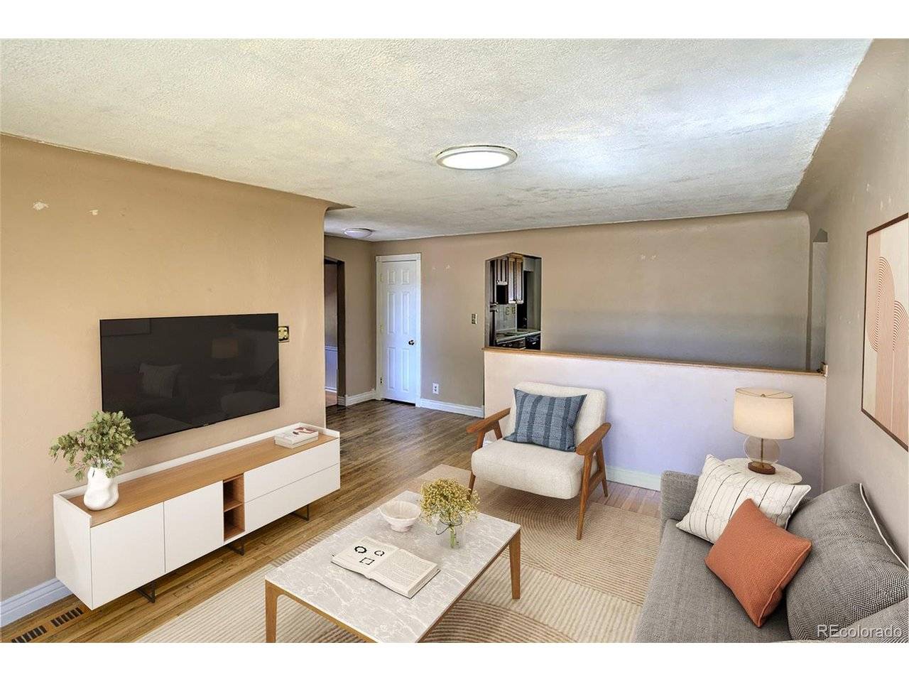 4809 S Logan, Englewood, CO 80113