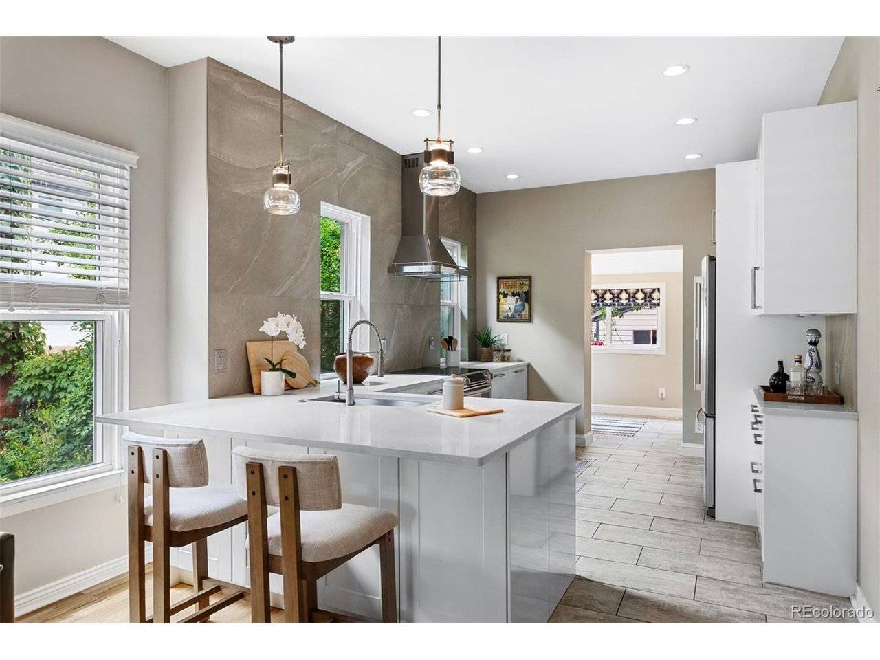 221 S Ogden, Denver, CO 80209