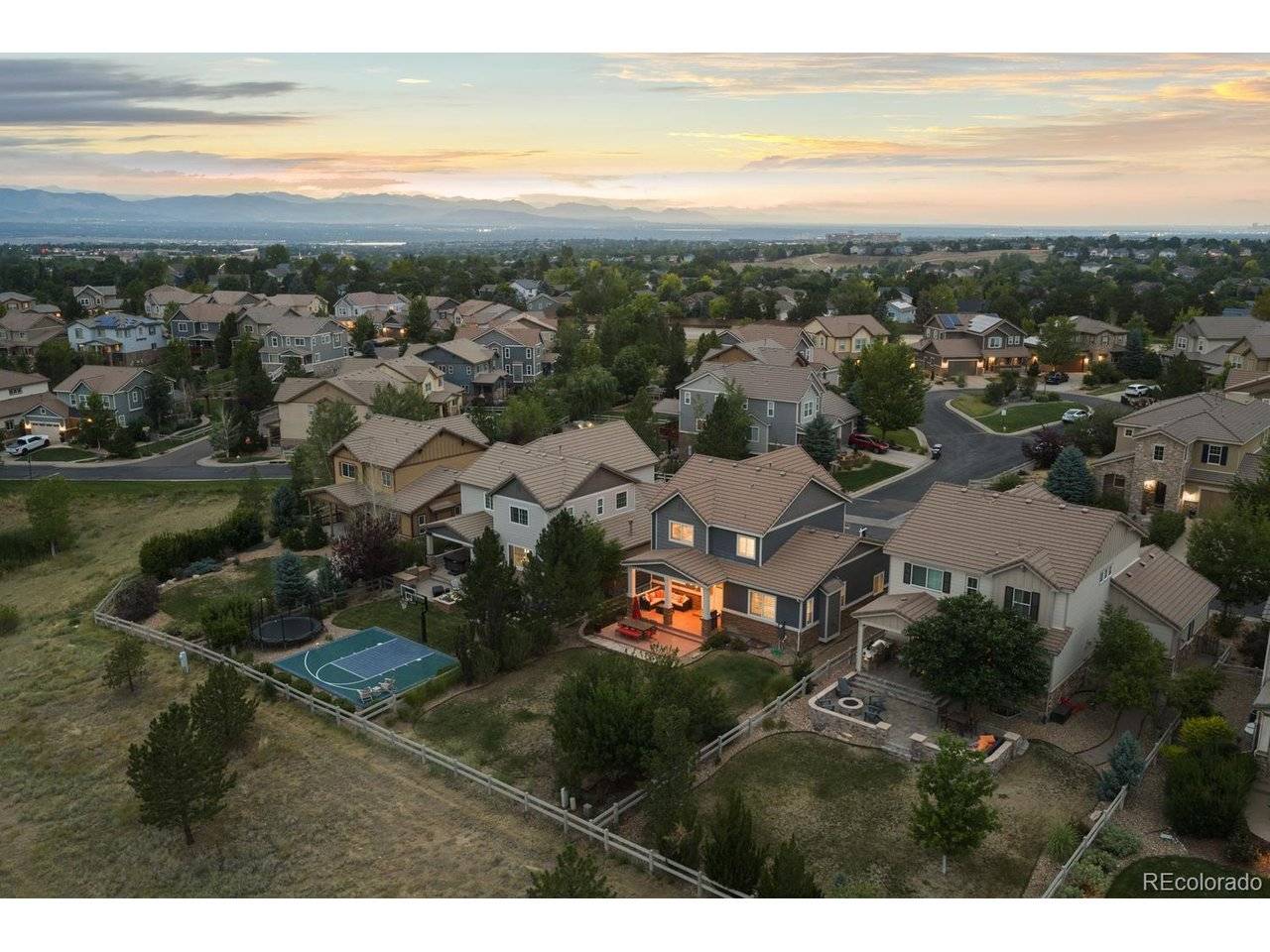 592 Meadowleaf, Highlands Ranch, CO 80126