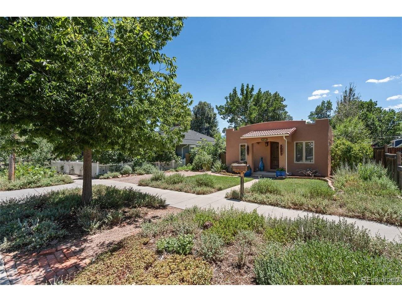 1819 W Pikes Peak, Colorado Springs, CO 80904