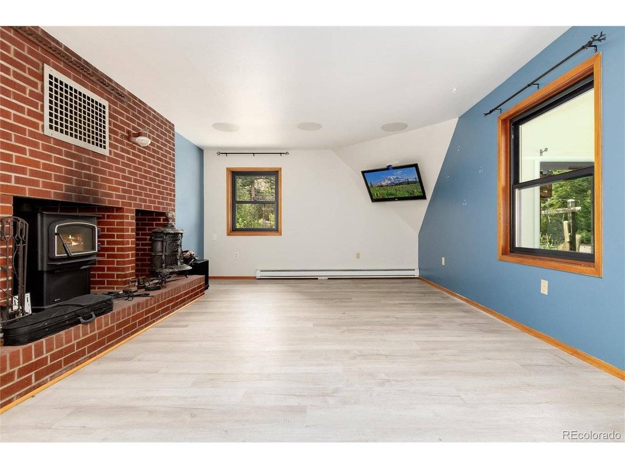 403 Fall River, Idaho Springs, CO 80452