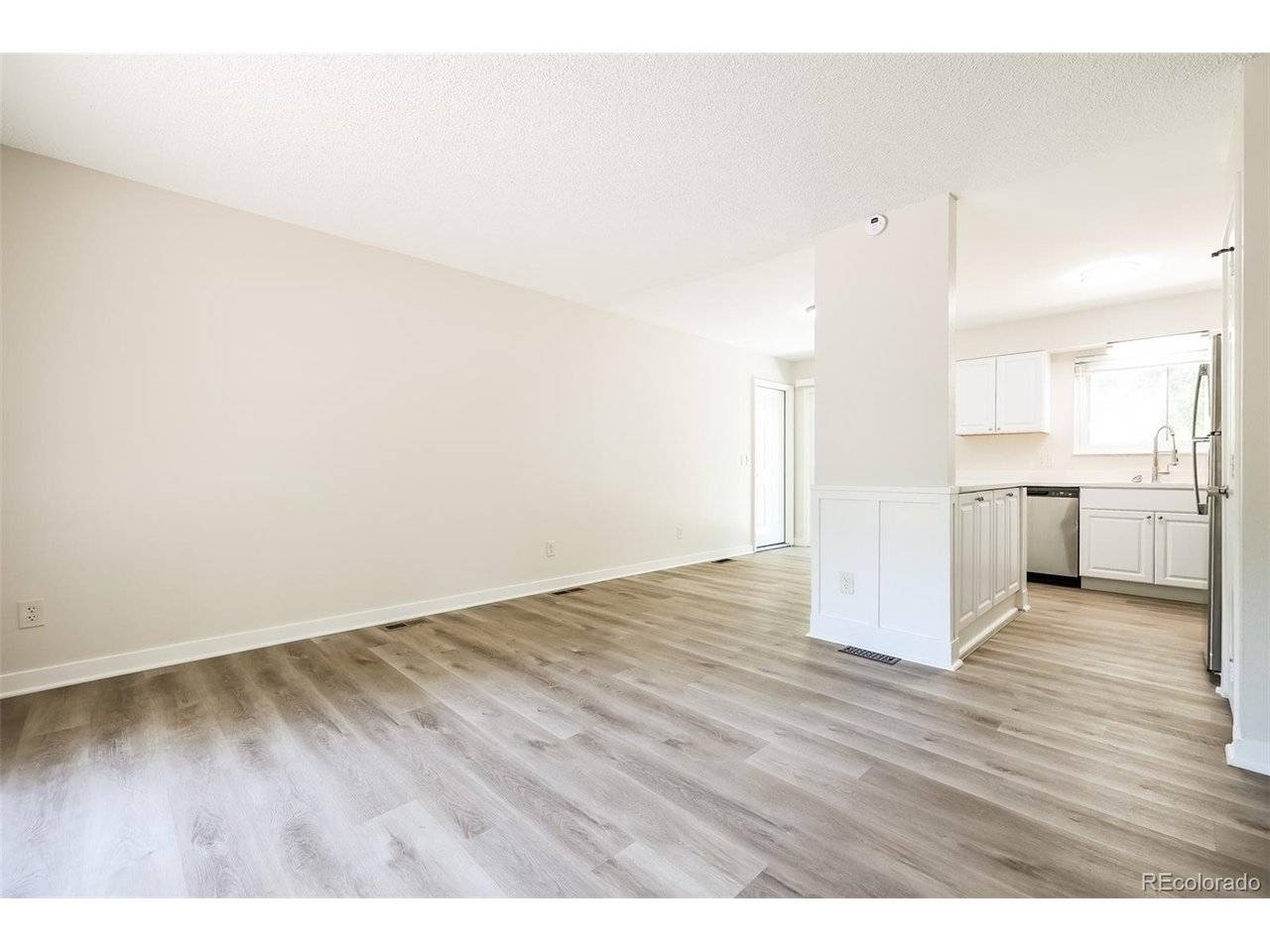 2551 S Kittredge, Aurora, CO 80013