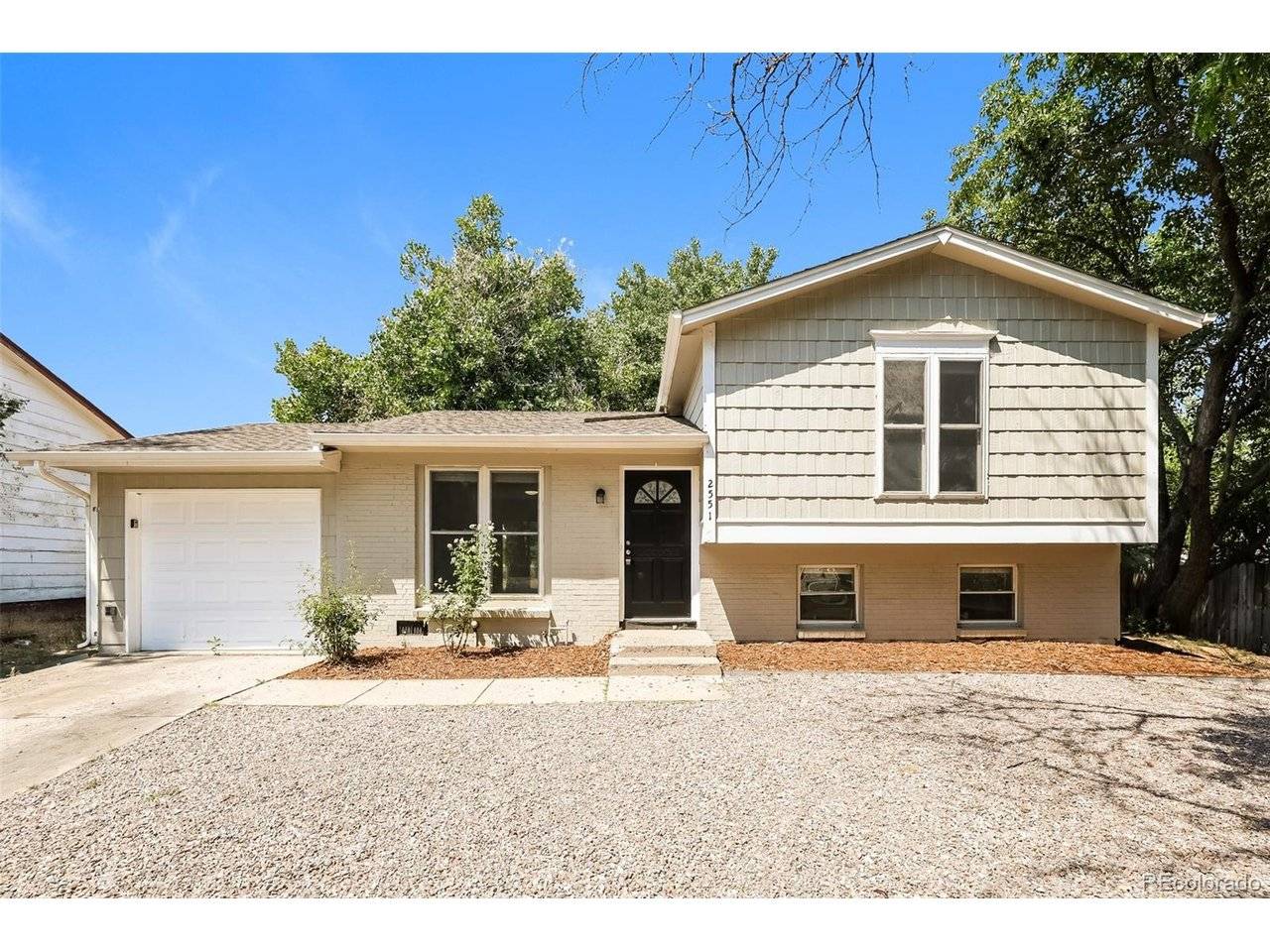 2551 S Kittredge, Aurora, CO 80013