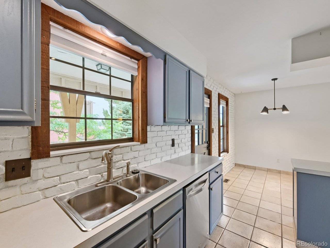 4693 S Akron, Greenwood Village, CO 80111