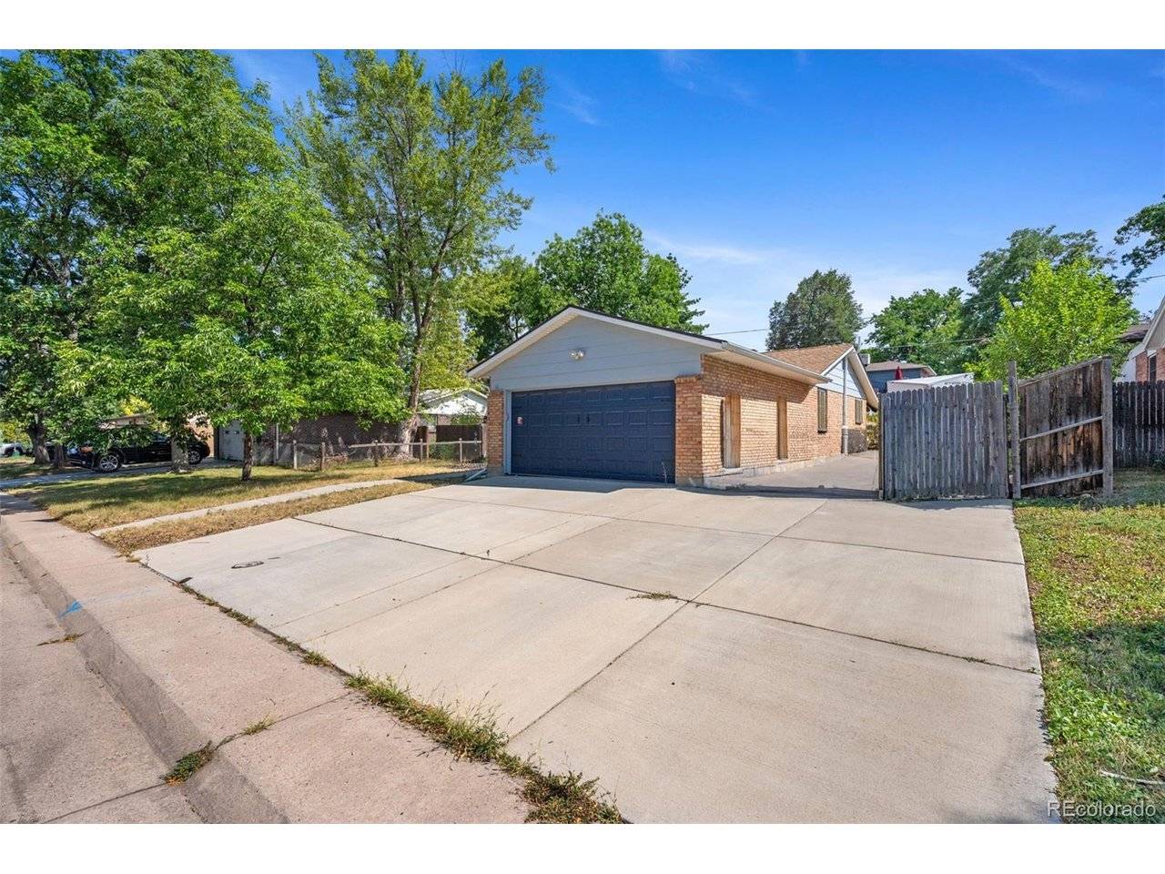 4234 W Radcliff, Denver, CO 80236