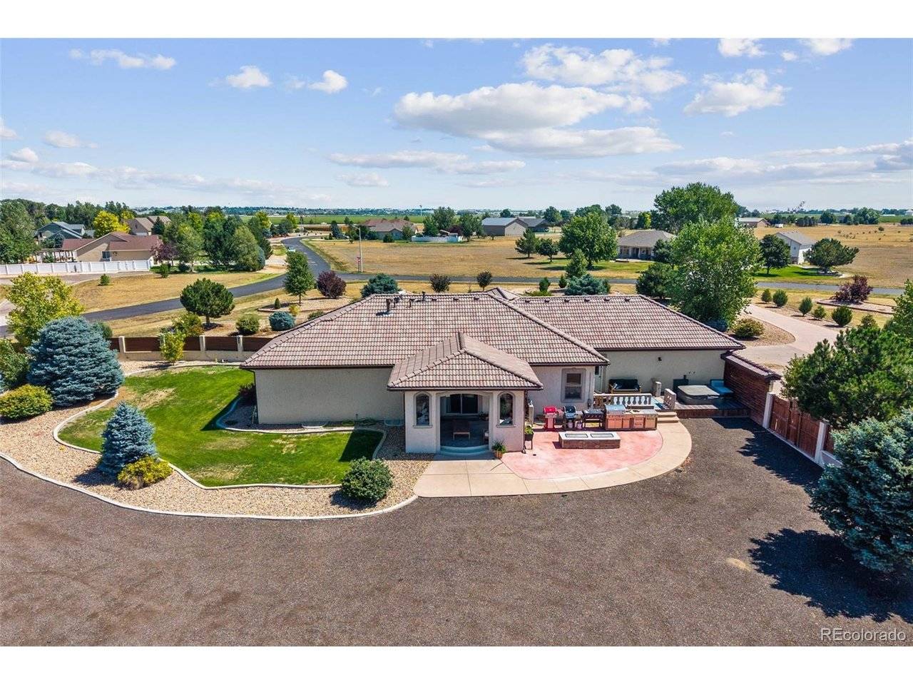 33 Stagecoach, Fort Morgan, CO 80701