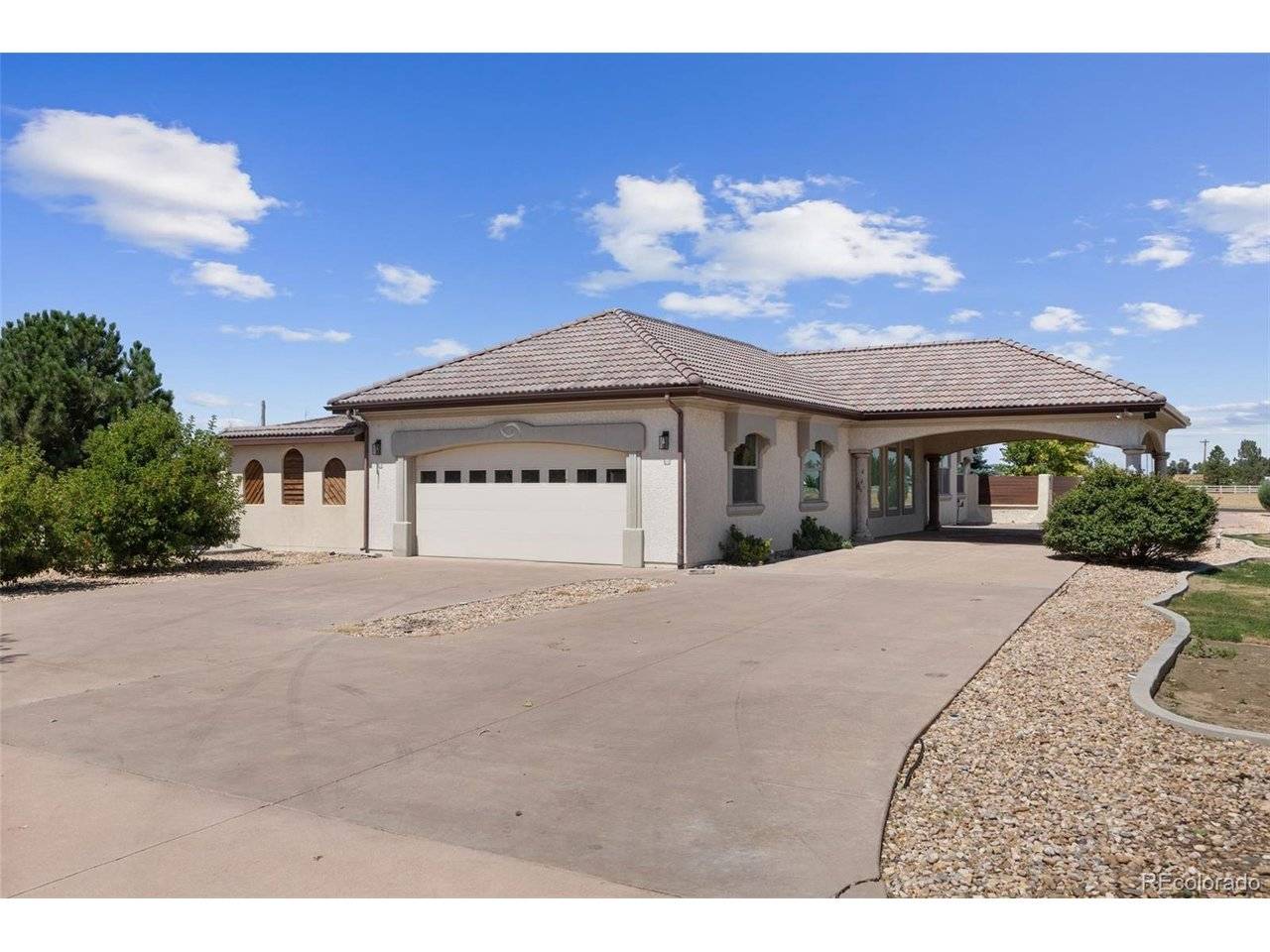 33 Stagecoach, Fort Morgan, CO 80701