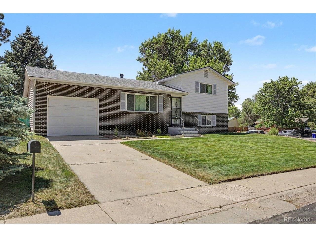 712 Lansing, Colorado Springs, CO 80909