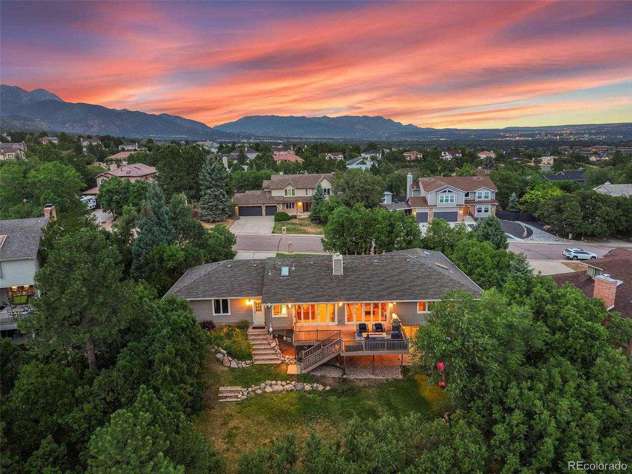 225 Thames, Colorado Springs, CO 80906