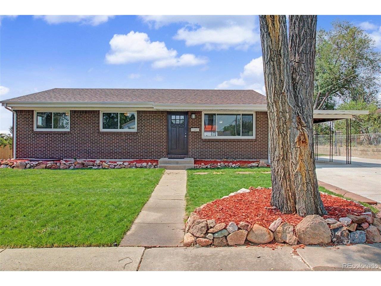 3811 Dixon, Colorado Springs, CO 80909